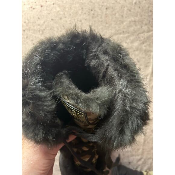 Coach Monogram C Rabbit Fur Lined Lace Up Boots Women’s 8 - Picture 3 of 10